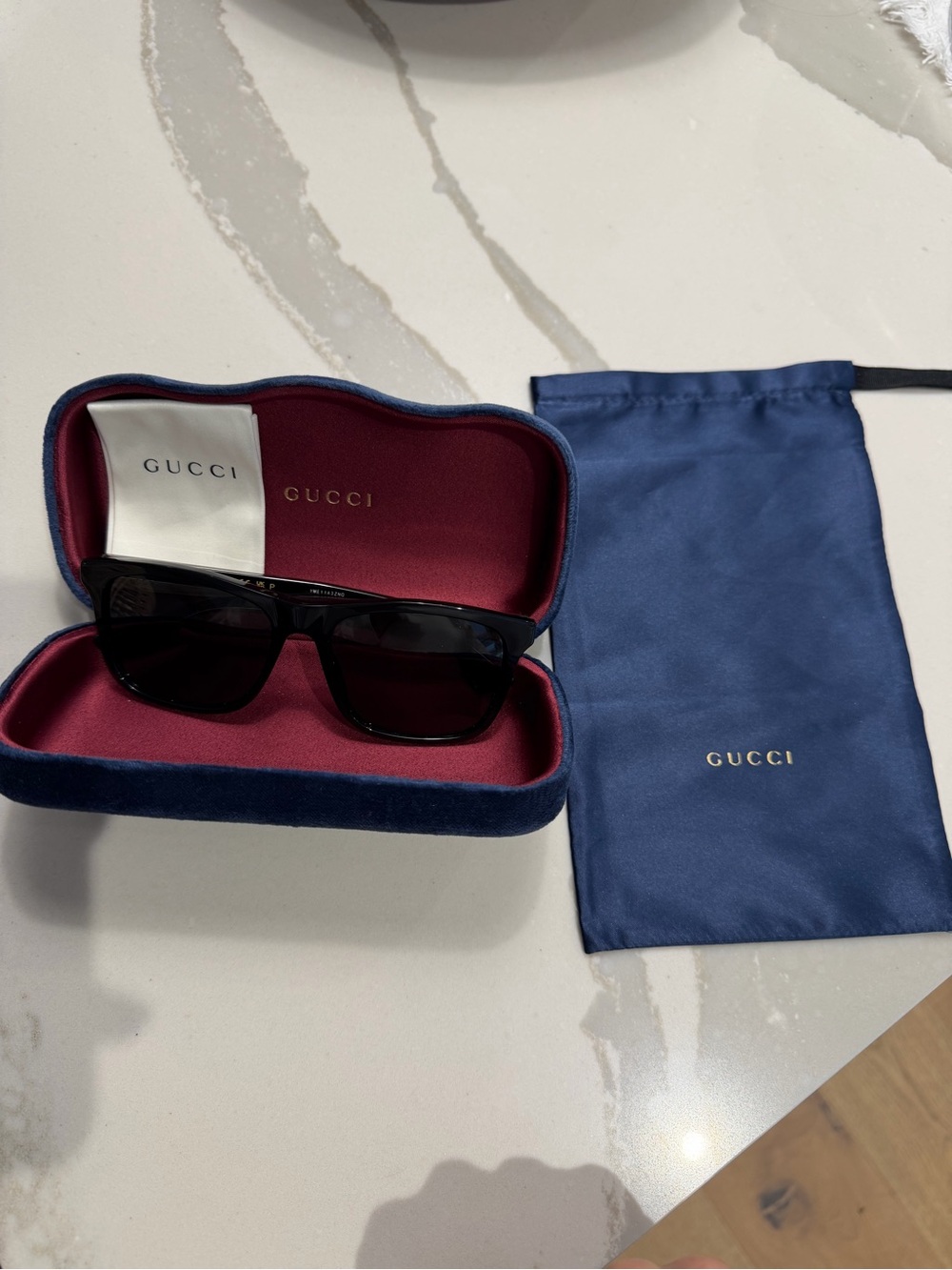 Men’s Polarized Gucci sunglasses